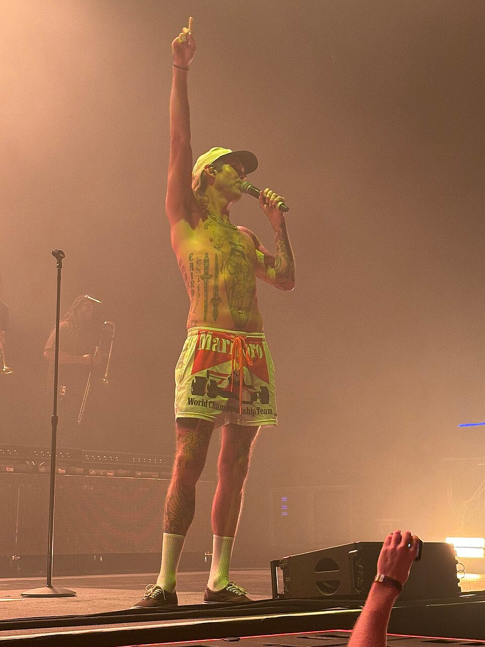 Jared Watson performing with Dirty Heads in 2024. Photo by Constantino14, Wikimedia Commons, CC BY-SA 4.0.