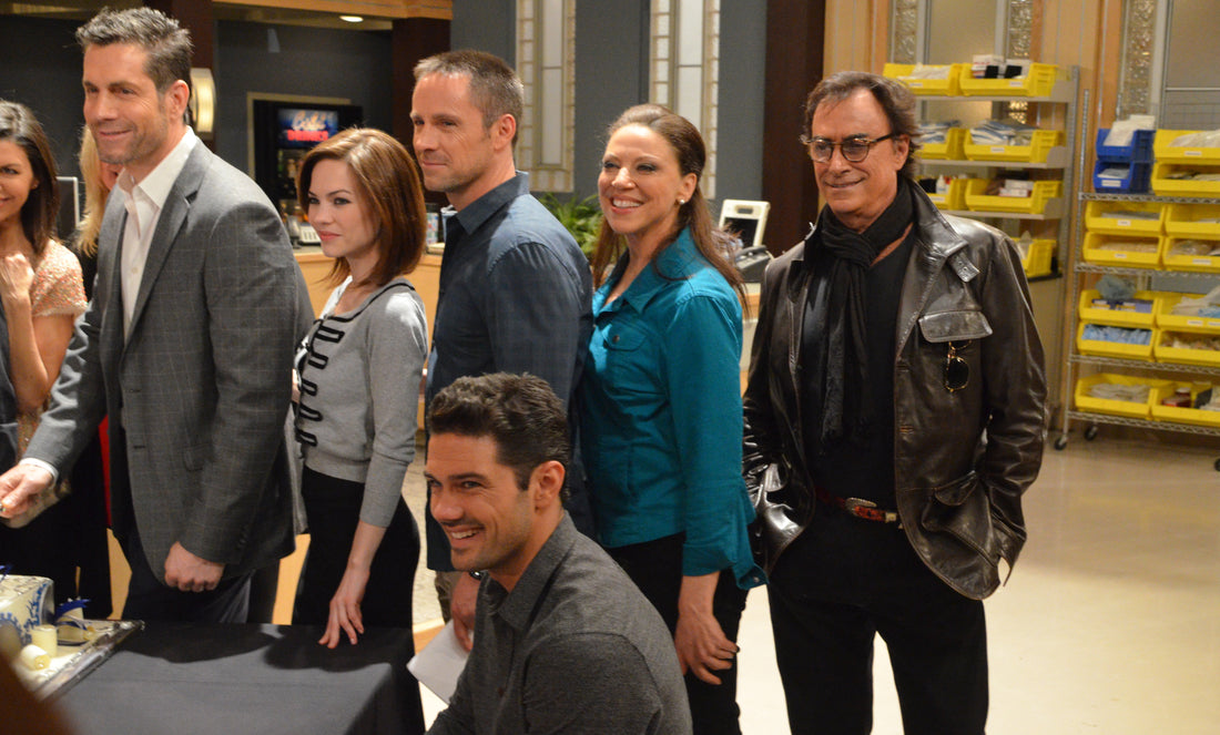 Kelly Monaco with members of the General Hospital cast during a 2014 U.S. Air Force visit; archival public-domain photo via Wikimedia Commons