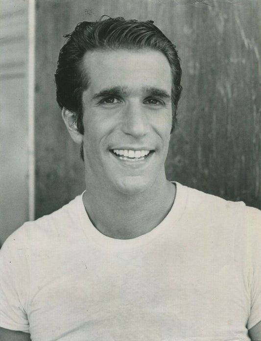 Henry Winkler in a 1977 ABC Television publicity photograph; archival public-domain image via Wikimedia Commons