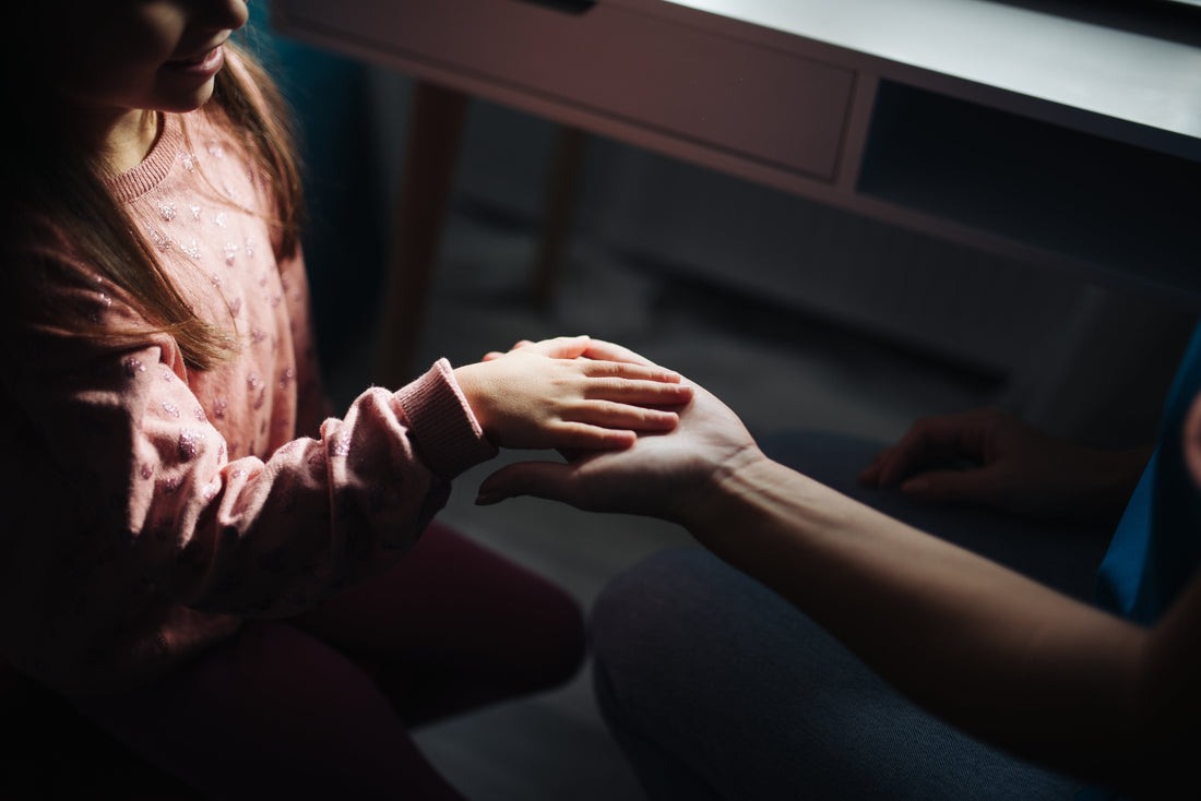 Illustrative photo of a parent holding a child's hand; Shixart1985 via Wikimedia Commons, CC BY 2.0