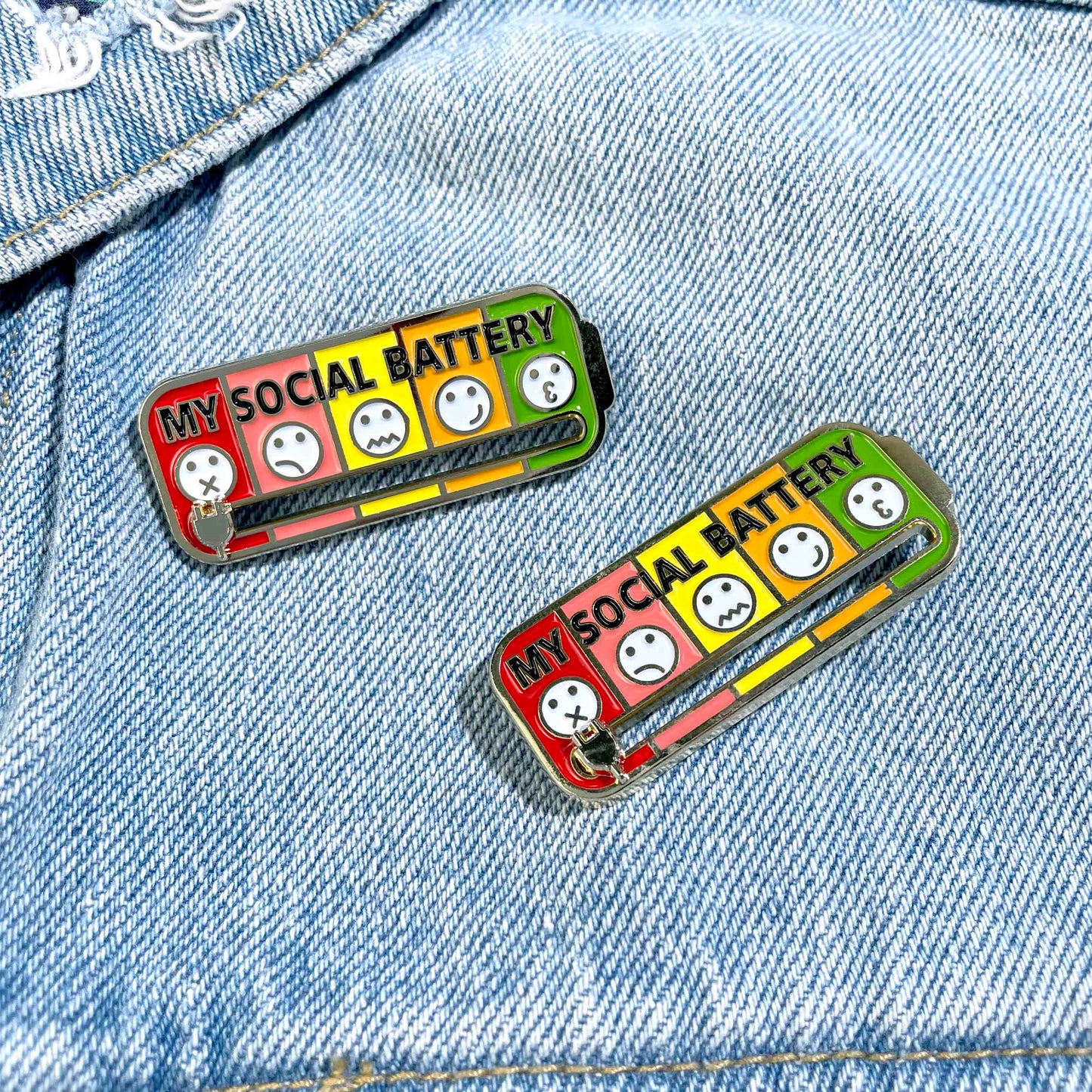 5 States Emoji Social Battery Slipping Lapel Pin mysite